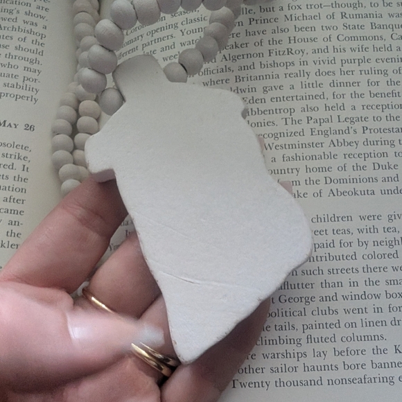 White Wooden Beaded Jesus Necklace - Picture 6 of 8
